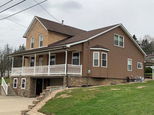 4307 4th Ave, Beaver Falls, PA 15010-1909