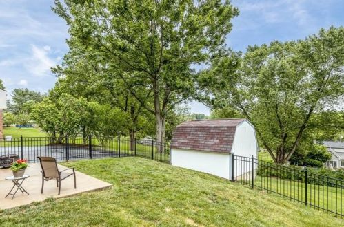 167 Orchard Dr, Canonsburg PA  15317-3331 exterior