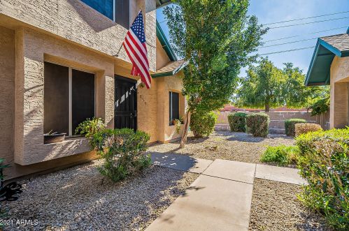 4838 Northern Ave, Glendale, AZ 85301-1589