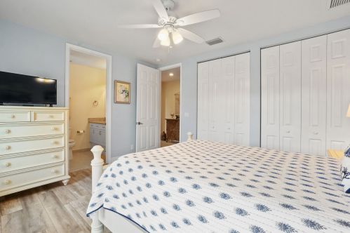 523 Squire Johns Ln, Palm City FL  34990-7824 exterior