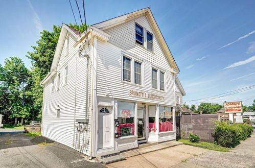 619 Center St, Wallingford, CT 06492-3809