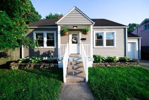 1214 Manitau Ave, Louisville, KY 40215-2522