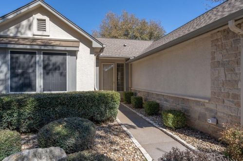 112 Buttercup Trl, Georgetown, TX 78633-4746