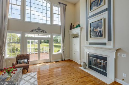 15089 Troon Ct, Haymarket VA  20169-3130 exterior