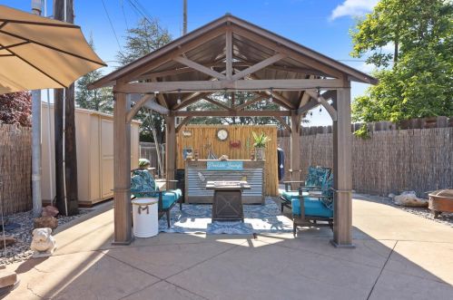 1154 Tamarack Dr, Lodi CA  95240-5535 exterior