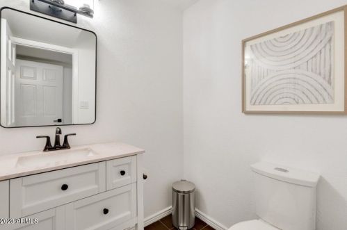 7528 Woodshire Cv, Scottsdale AZ  85258-2015 exterior