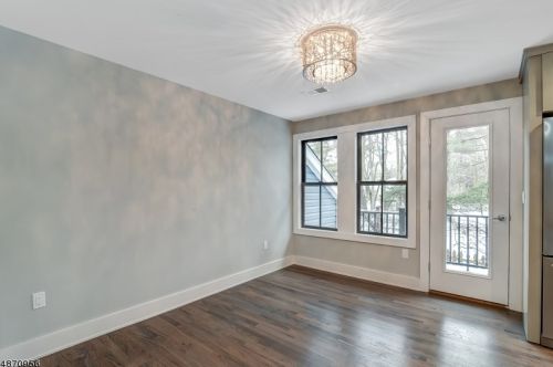 57 Brook St, Springfield NJ  07081-1735 exterior