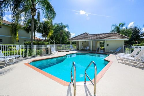 8175 Celeste Dr, Naples FL  34113-1667 exterior