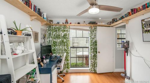 11644 11th St, Hollywood FL  33026-4334 exterior