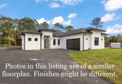 684 Everglades Blvd, Naples, FL 34120-4531