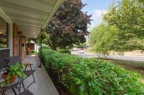 3016 Hilldale Ave, Minneapolis, MN 55418-2402