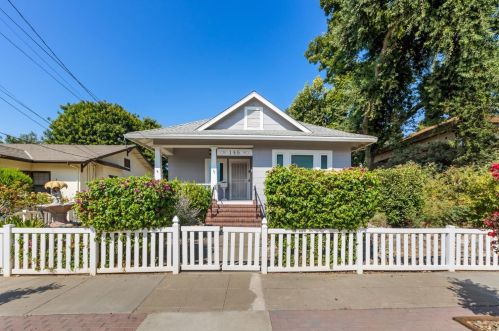 146 2nd St, Woodland, CA 95695-3317