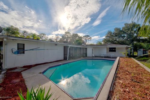 182 Park Ln, Titusville FL  32780-4707 exterior