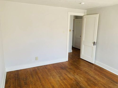 109 Riverview St, Whitaker PA 15120-2458 exterior