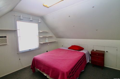 15 Harwich Rd, East Rockaway NY  11518-2407 exterior