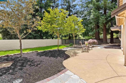 90 Wild Oak Ct, Danville CA  94506-4546 exterior