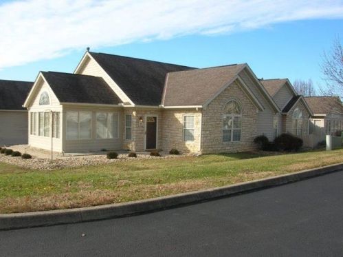 98 Harvestwood Dr, Chillicothe, OH 45601-7058