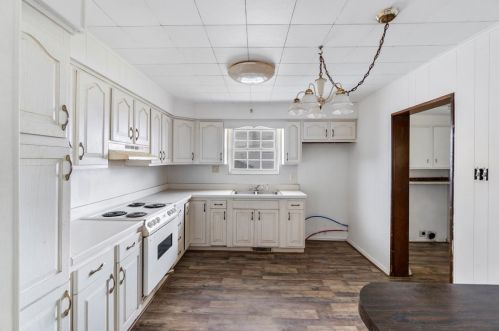 311 Lutton St, New Castle PA  16101-4600 exterior