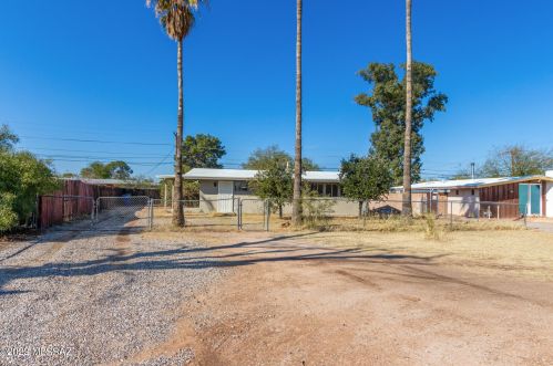 2122 Mcfee Ave, Tucson, AZ 85713-3950