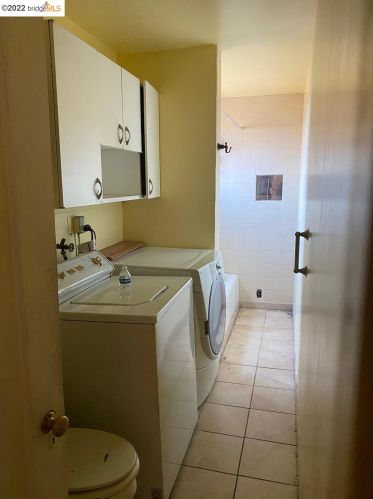 6035 Holway St, Oakland CA  94621-4137 exterior