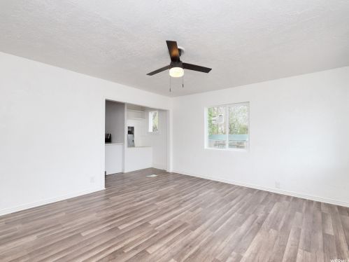 2136 Monroe Blvd, Ogden UT 84403-0235 exterior