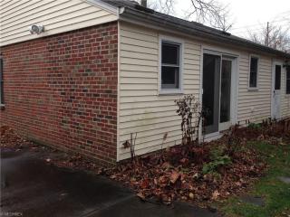 722 Chestnut Blvd, Willoughby, OH 44094-7236