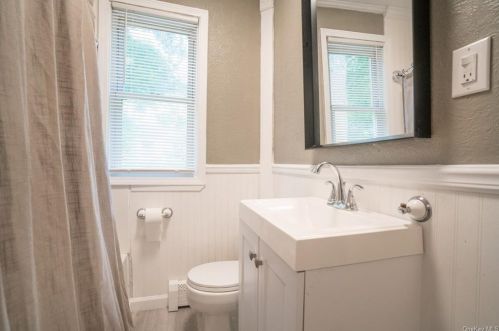 63 Entrance Way, Mahopac NY  10541-1328 exterior