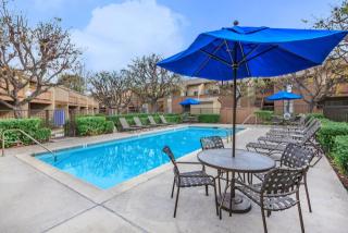 5001 Beach Blvd, Buena Park CA  90621-1157 exterior