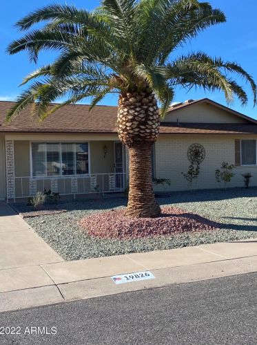 19826 100th Ave, Sun City, AZ 85373-1004