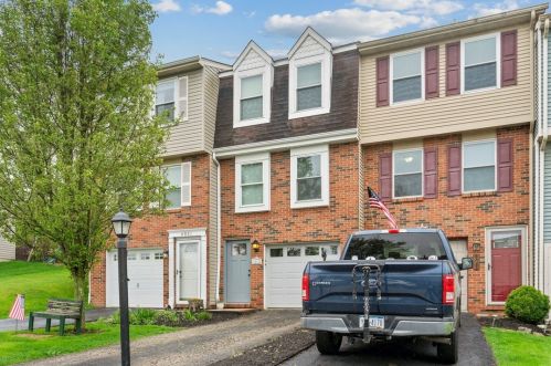 4083 Hill St, Library, PA 15129-9504