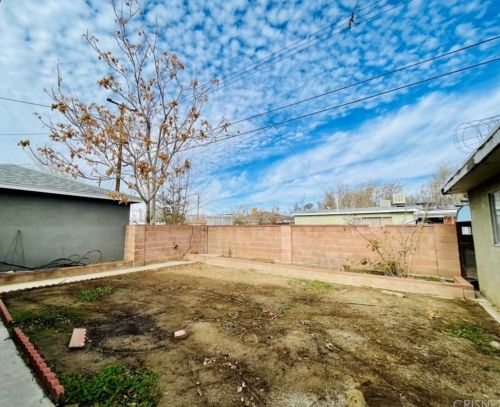 1235 Avenue, Lancaster CA 93535-6504 exterior