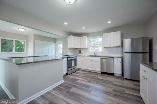 3873 Evelyn Dr, Wilmington DE  19808-4644 exterior