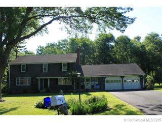 17 Maple Edge Dr, Bloomfield, CT 06002-1615