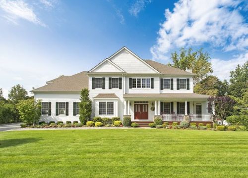 12 Old Farm Rd, Pleasantville, NY 10570-1506