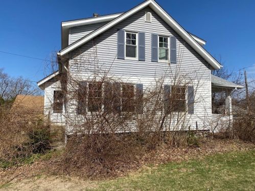 7 Aurilla St, Auburn MA  01501-2601 exterior