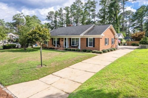 2739 Millbrook Rd, Fayetteville, NC 28303-5205