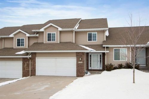 2248 Grantview Dr, Iowa City, IA 52241-1396
