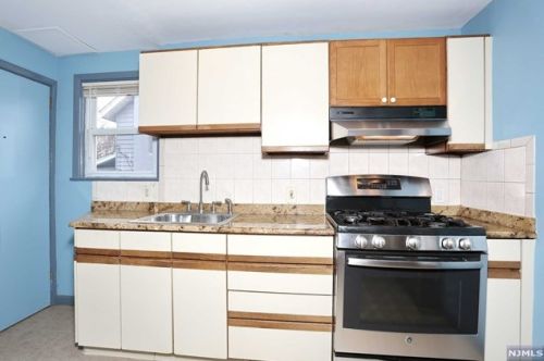 60 Garden St, Teaneck NJ  07666-5919 exterior