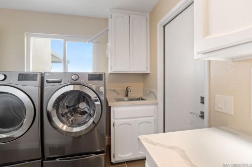 3136 Geronimo Ave, San Diego CA 92117-6244 exterior