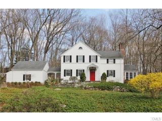59 East Ln, Stamford CT  06905-3947 exterior