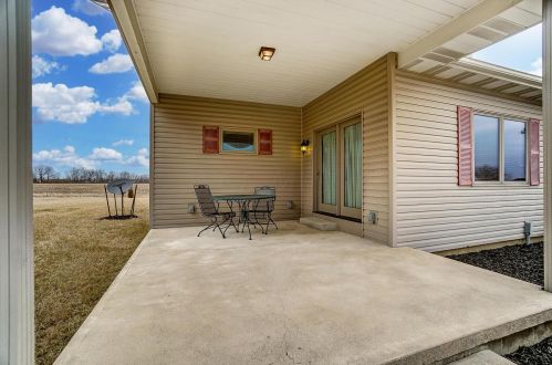 7115 Van Wagener Rd, London OH  43140-8425 exterior