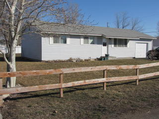 355 Oak St, Goshen, ID 83274-1130