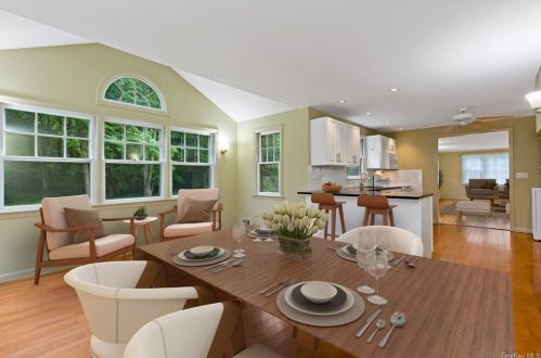 2751 Quaker Church Rd, Yorktown Hgts NY  10598-3346 exterior