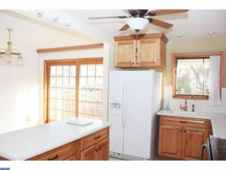 12647 Biscayne Dr, Philadelphia, PA 19154-2005