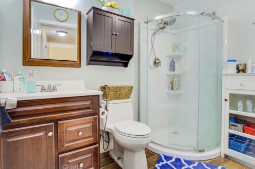 8221 Erskine Grn, Buena Park CA  90621-1139 exterior