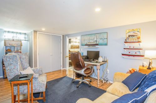 33 Lillian Pl, Canaan Lake NY  11772-2955 exterior