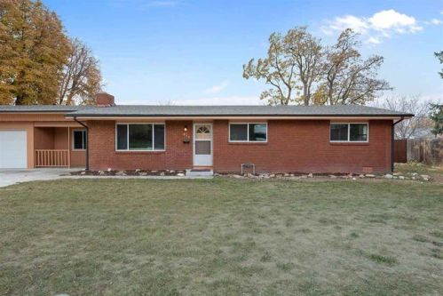 515 Carlton Ave, Meridian, ID 83642-2362