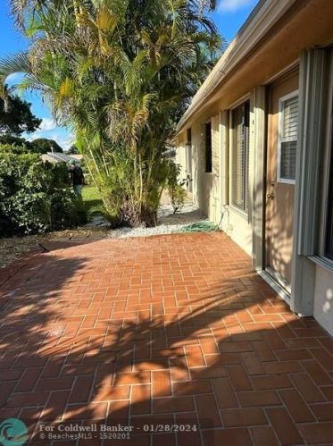 2622 13th St, Delray Beach FL  33445-1327 exterior