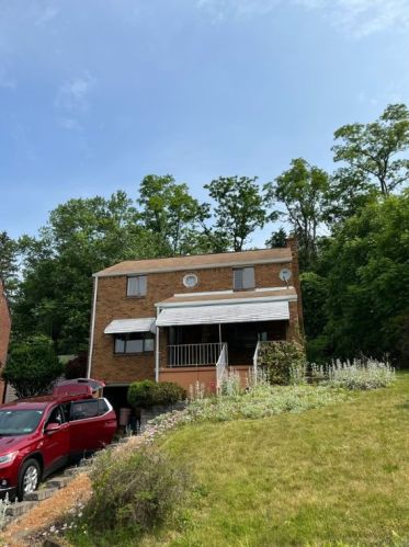 3203 Hebron Dr, Pittsburgh, PA 15235-2824