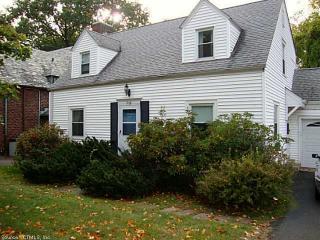528 Main St, Wallingford, CT 06492-1722